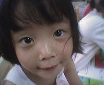 cutekid.jpg